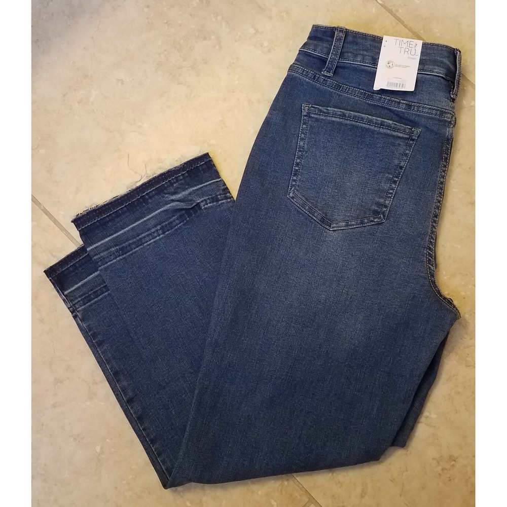Time‎ and Tru Women Straight Crop Pants Distressed Jeans Med Wash Blue sz 8 NEW